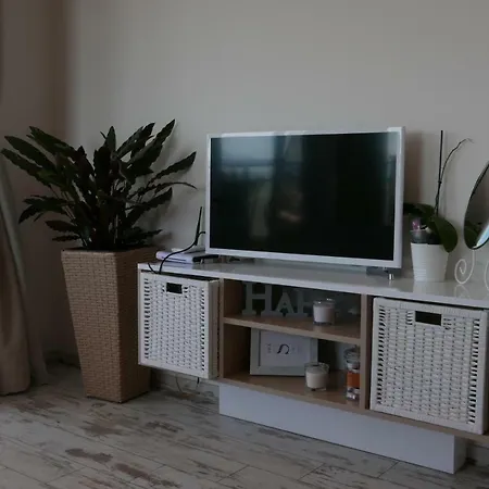 Charmful New Flat With Hill View * Φιλιππούπολη