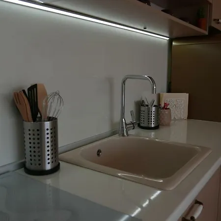 Charmful New Flat With Hill View Διαμέρισμα *